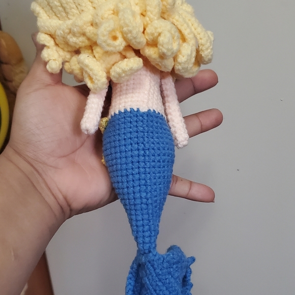 Crochet Mermaid crossbody pouch bag - Picture 2 of 5